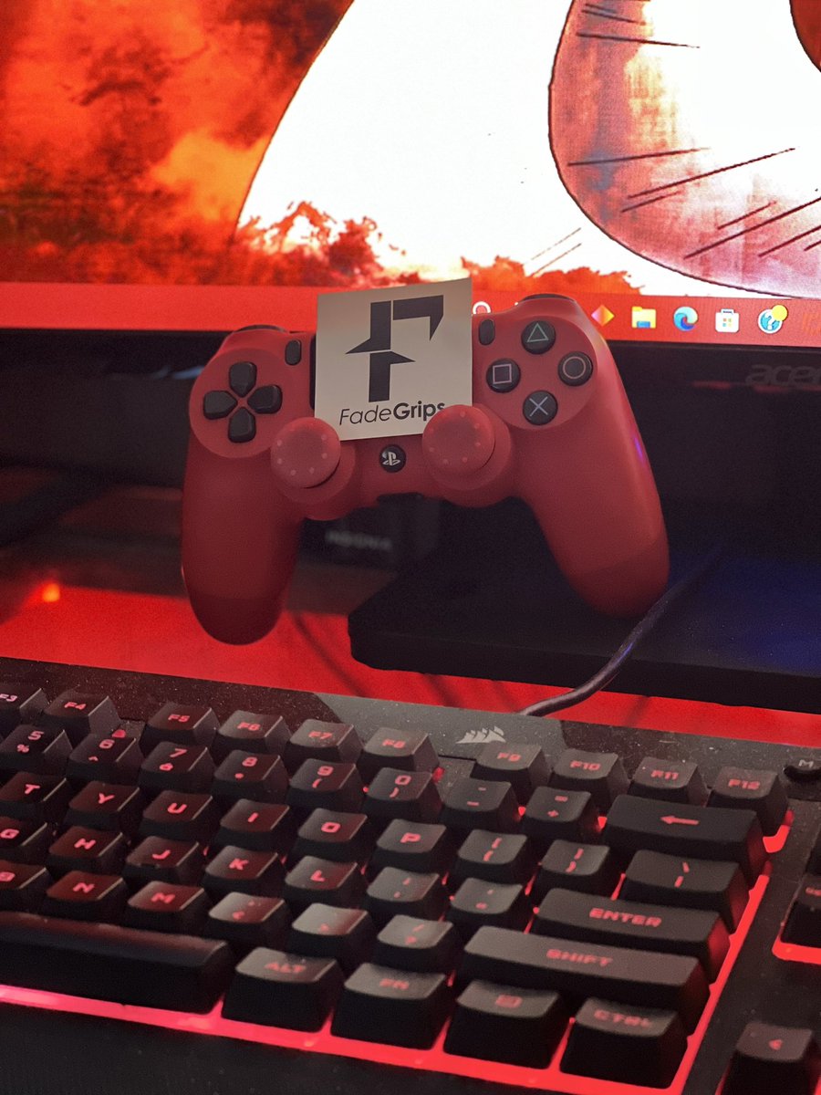 digitalzork's tweet photo. Not gonna lie…these things are super comfortable. 😎 Use code “ZORK” on fade grips website for a discount off your purchase. @FadeGrips https://t.co/0UX1lGSJ60