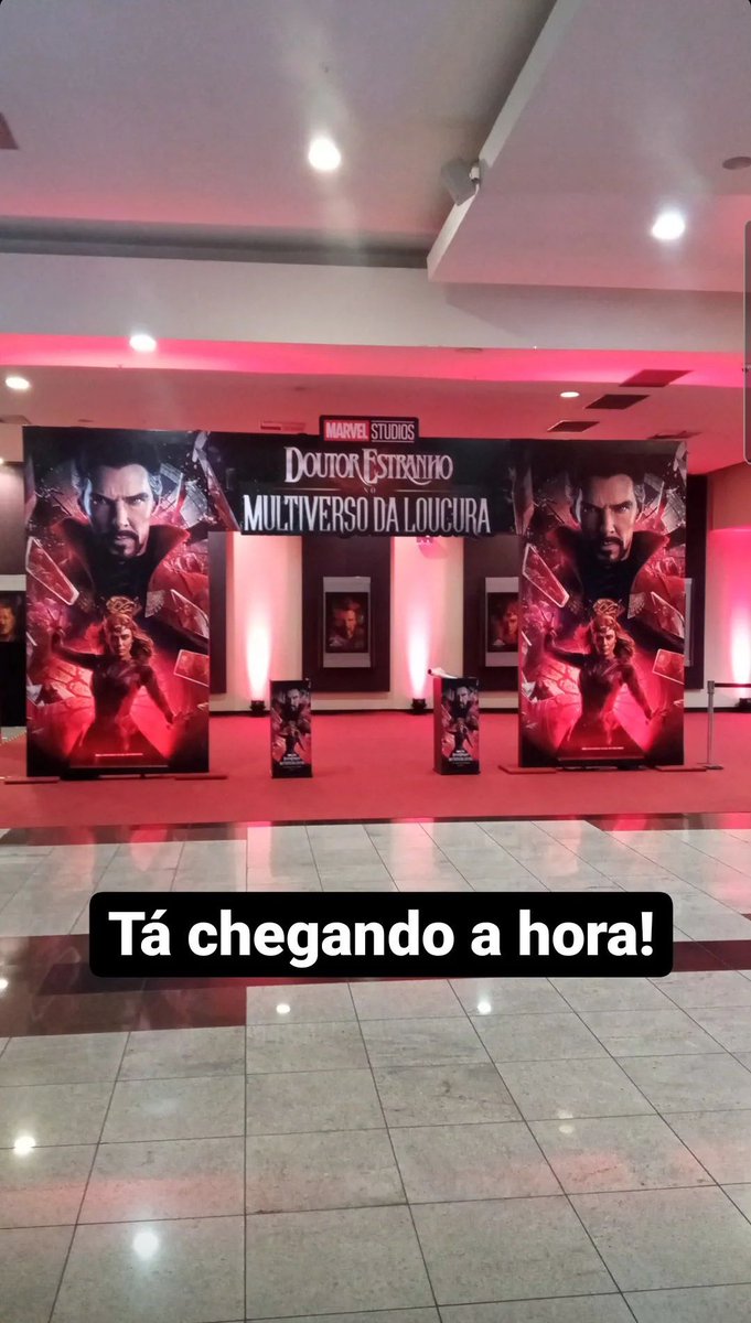 Olha quem estamos aqui na cabine de imprensa de #MultiverseOfMadness! Nossas primeiras impressões SEM SPOILERS saem hoje a partir de 21h30. Ativem as notificações! ✨♥️