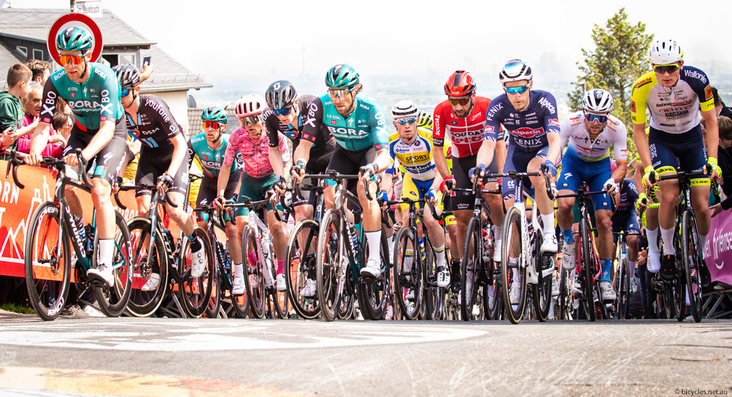 Skyscrapers, forests and a kicker called Mammolshain

bicycles.net.au/2022/05/skyscr…

<a href="/DerRadklassiker/">Eschborn-Frankfurt</a> #EschbornFrankfurt #Mammolshain