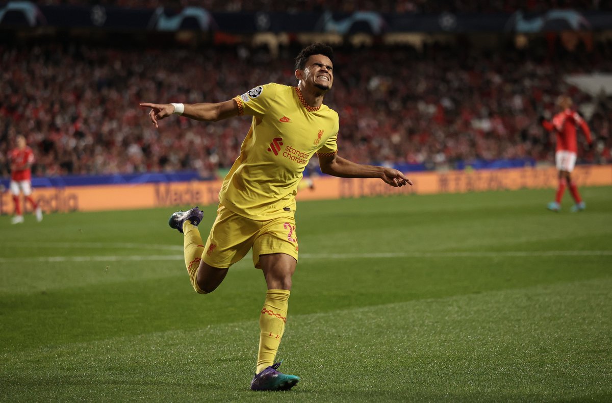 Liverpool are the first side to win all 6 away games in a Champions League season, group stage to final 👏 #UCL