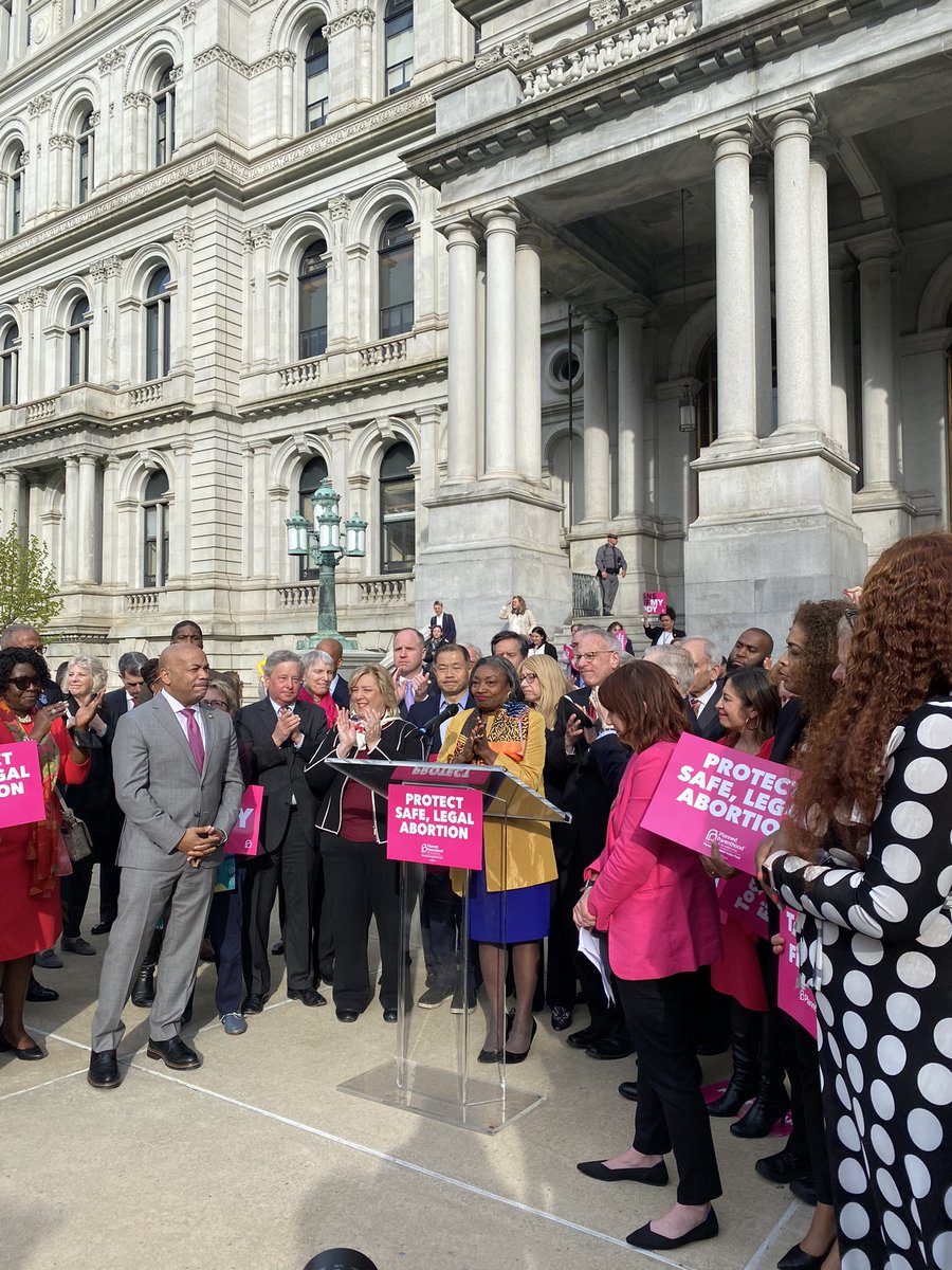 Proud to stand alongside <a href="/PPGNYact/">📢 PPGNY Action Fund</a> and legislators in support of abortion rights. New York stands with Planned Parenthood, and all other organizations fighting to keep reproductive care safe and accessible to everyone.