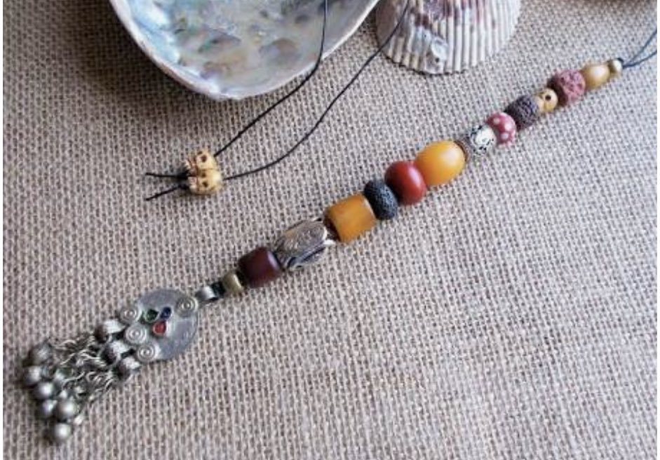 beads__crystals's tweet photo. We are supporting  Johnny Depp all the way #justiceforjohnnydepp  #DeppVsHeard https://t.co/Rjtba7WWlF