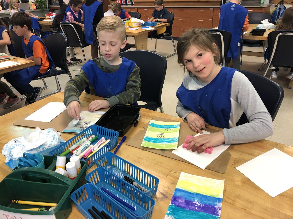 AndersonArtists's tweet photo. Today second graders tried a method of printmaking with markers!  #yes2tps #tpsand1 https://t.co/T9kZwBQ0t5
