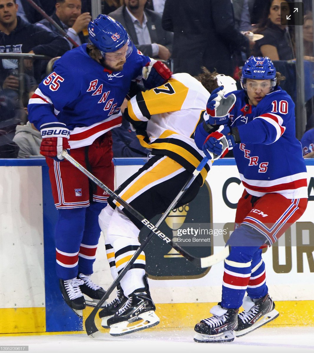 PenguinsJesus's tweet photo. What Rangers              What actually 
fans show you                 happened https://t.co/FYfTOcSoC7