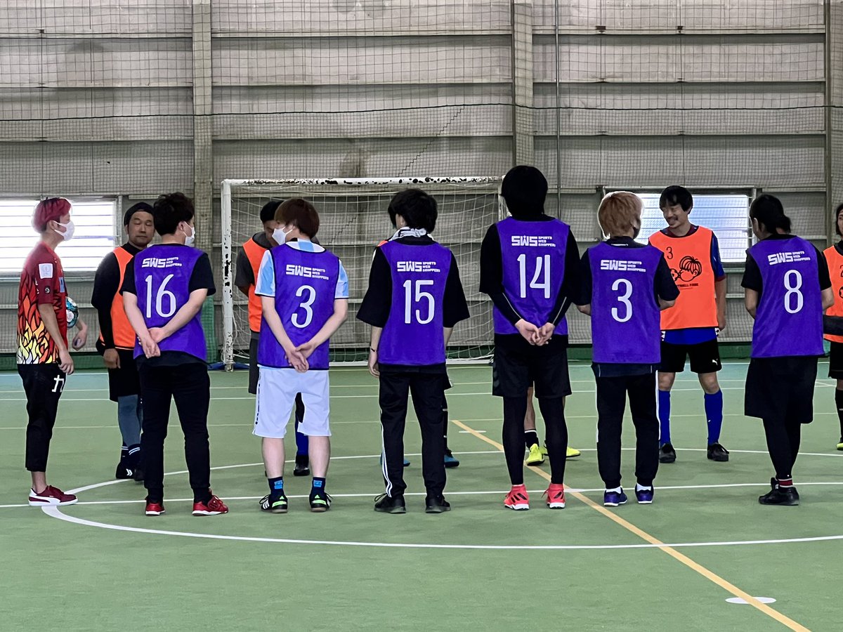 bubu2153's tweet photo. #FUNKISTCUP 2022
チーム横浜はエースナミオカを温存して決勝へ進むも、温存し過ぎて優勝を逃した( ˘˘̥ )
次回はエースを使おう🤭
#ナミオカコウタロウ
#玉那覇勇
#青柳智義
#ShoN https://t.co/HlfyGPaCQU