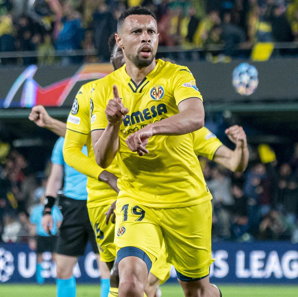 FCoquelin_off's tweet photo. Lo dimos todo por llegar a la final, groguets. Triste pero muy ORGULLOSO de un equipo y un proyecto que de nuevo ha competido al nivel de los mejores. Ahora, a concentrar energías en volver a llevar al @VillarrealCF a Europa. #Endavant

@ChampionsLeague
#UCL https://t.co/9Dmd1j0Ca2