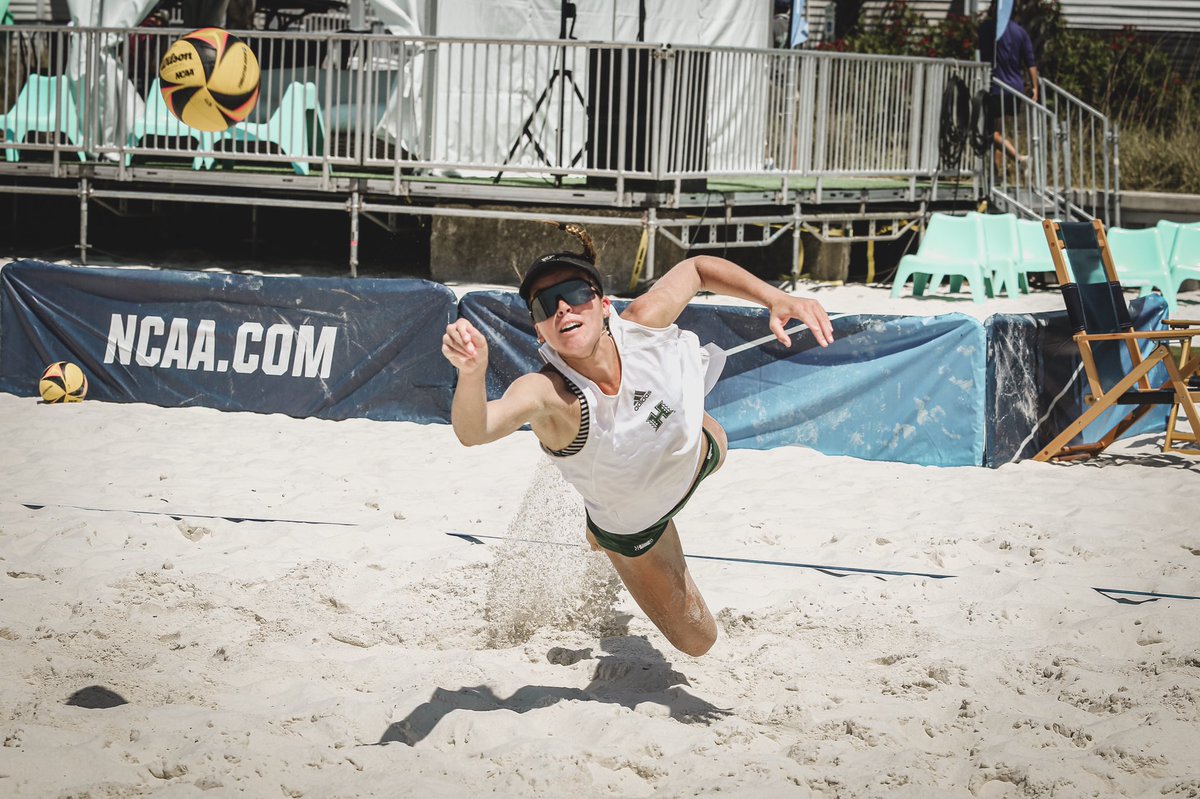 UHBeachVolley's tweet photo. 🔒 𝙇𝙤𝙘𝙠𝙚𝙙 𝙞𝙣 🔒

#BeachBows22 #BackToBama #GoBows https://t.co/Y9JGQ8K2tq