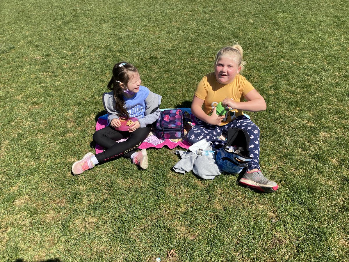 What a great day to have a picnic lunch with the kids! <a href="/bbmon7/">Beaver Bank Monarch</a>