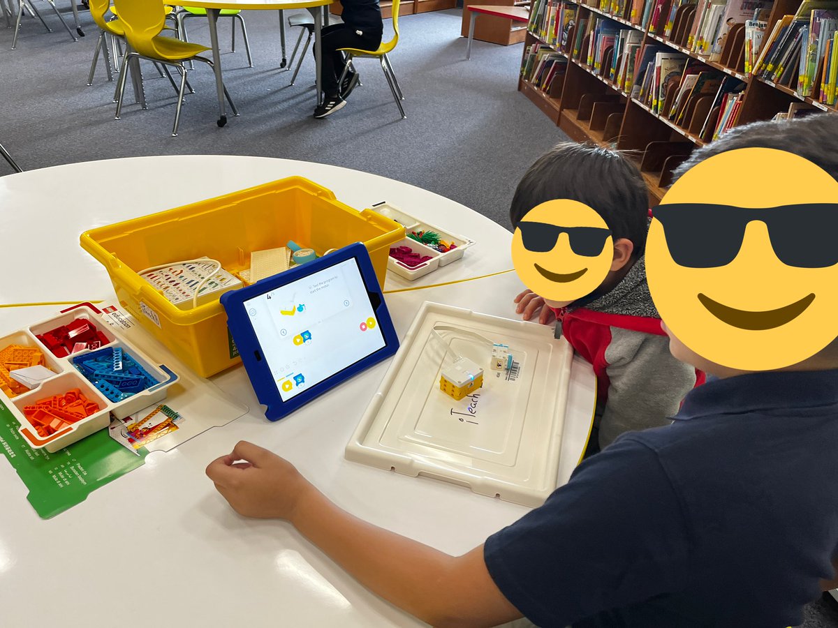 Thank you <a href="/FoundationManor/">Manor Schoolhouse Foundation</a> for awarding <a href="/iTeachManor/">iTeach Manor</a> the STEM Fiesta grant. We had our first outing with <a href="/LEGO_Education/">LEGO Education</a> Spike Essential today at Oak Meadows Elementary. Scholars had a blast coding and experimenting today. Thanks <a href="/OMELibrarian/">Kathryn Pew</a> for offering your space. <a href="/OMESOwls/">Oak Meadows ES</a>