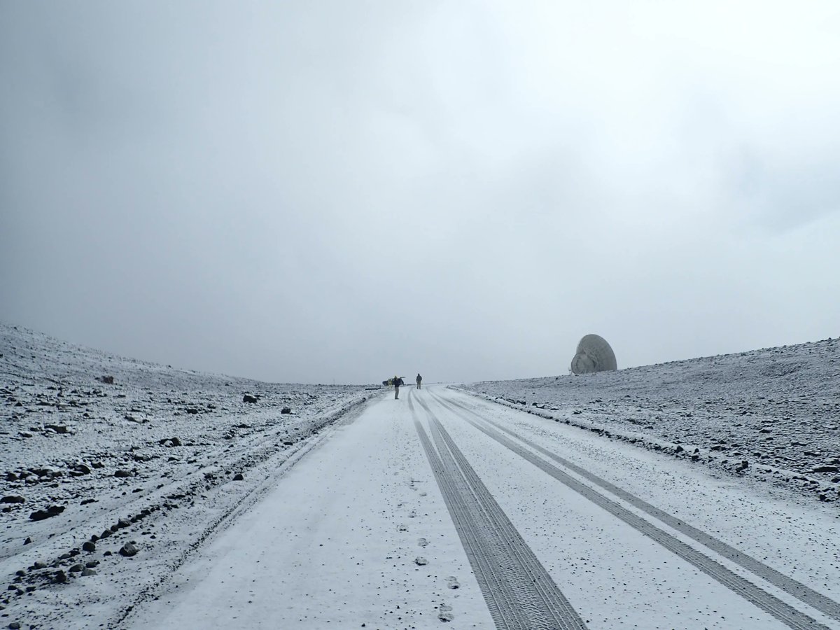 malamamaunakea's tweet photo. The quick-changing weather on #Maunakea can make it difficult to plan field work. These four photos were taken in quick succession (within minutes) from the same spot at about 12,250ft. Shortly afterward, it began to hail and our crew had to head back down. https://t.co/rrshWAJYVD