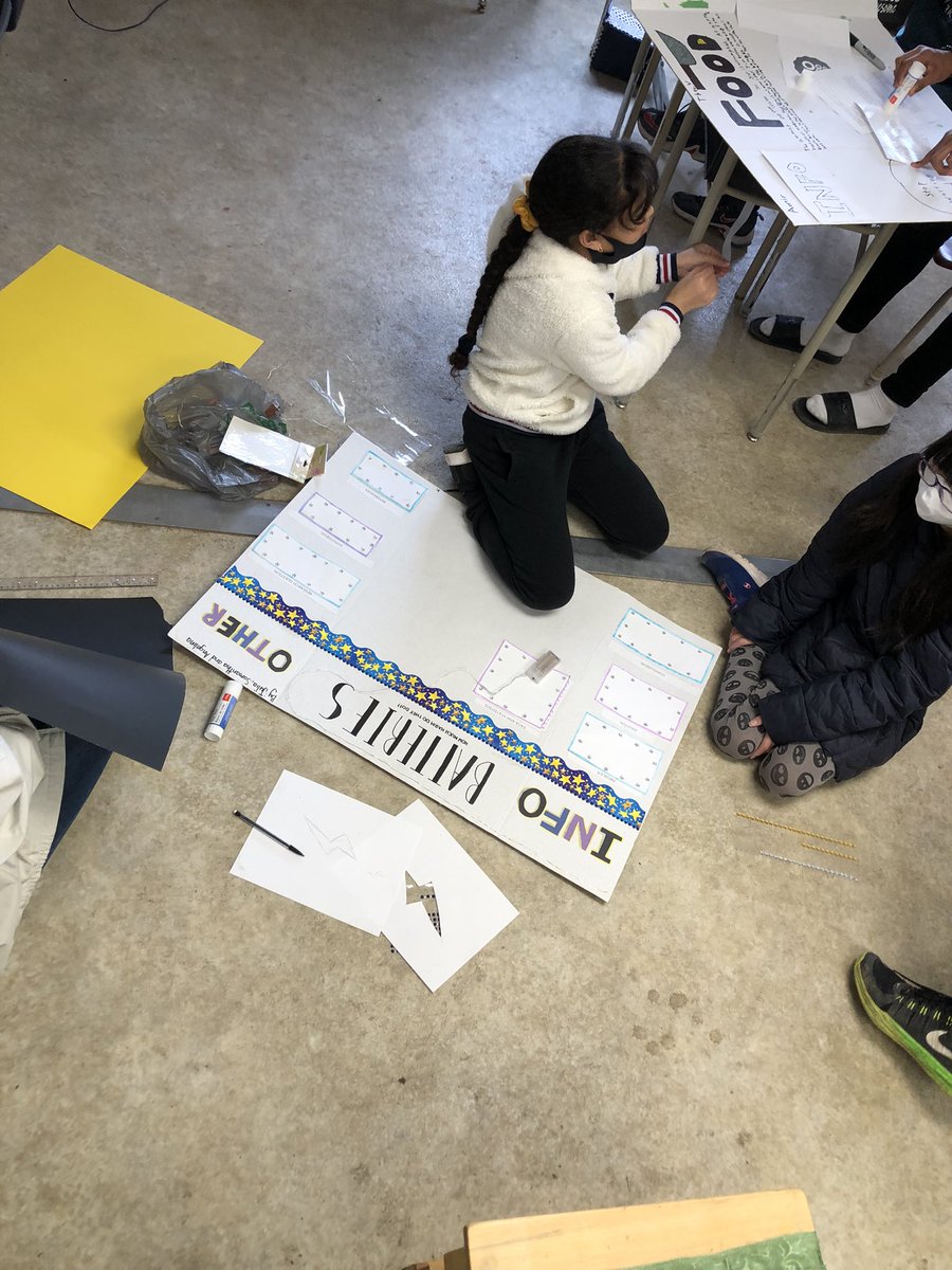 DelaurierMr's tweet photo. The grade 7s are getting ready to showcase their work at the Science Fair. Looking forward to seeing all of the innovations &amp; projects creating by our amazing intermediate students @stannestars @MrsCDeMars https://t.co/lBAjGPLsfo