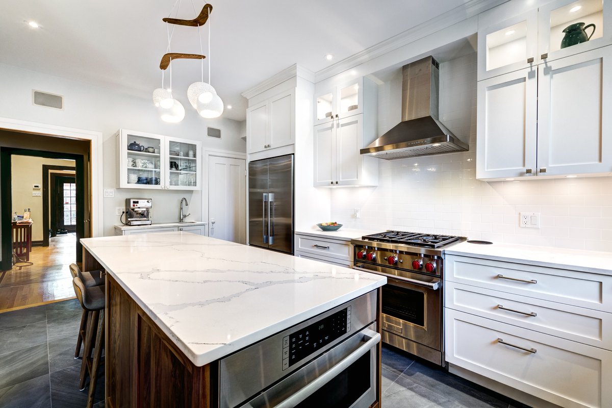 vrprealestates's tweet photo. Leave your opinion about the island table🎯
https://t.co/AfoMPybvt5
#luxuryhomes #luxurylifestyle #kitchendesign  #designthinking #architecture #decoration #realtor #liberationwork #springbasebot #interiordesign #interiordecor #NJrealtor #kitchen #tinny #decor https://t.co/ibjXC60nfh
