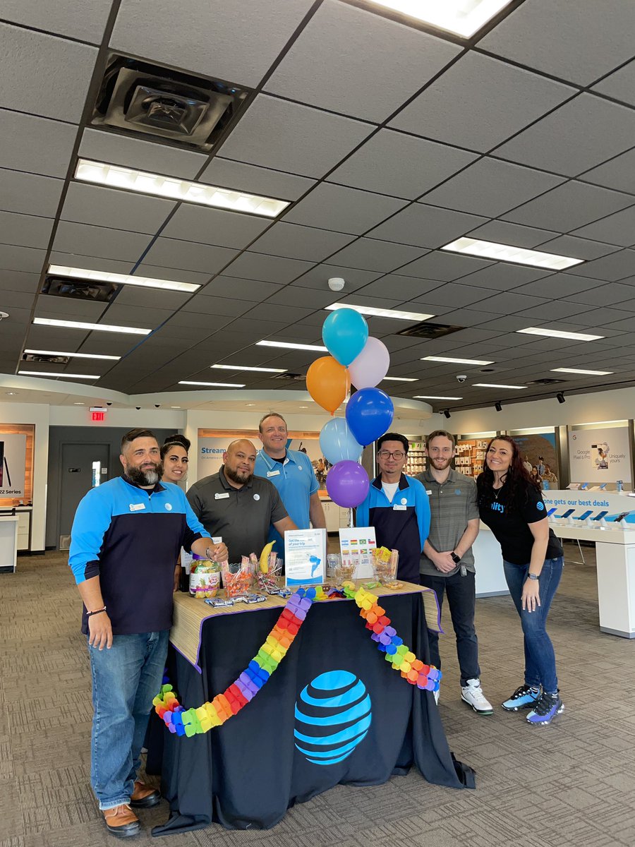 tampa_north's tweet photo. The North Tampa Team is Pumped and Ready to share the Exciting News w/ Customers…Our Unlimited Elite Plan now includes Roaming in Latin America!!! 🇧🇷🇦🇷🇨🇴

#ATTconexion #LifeatATT #HustleCoast
@rivera065 @tonibraxton44 @valdeskyara @danielacarla00 @jrluna11 https://t.co/4BIYUZVKtN