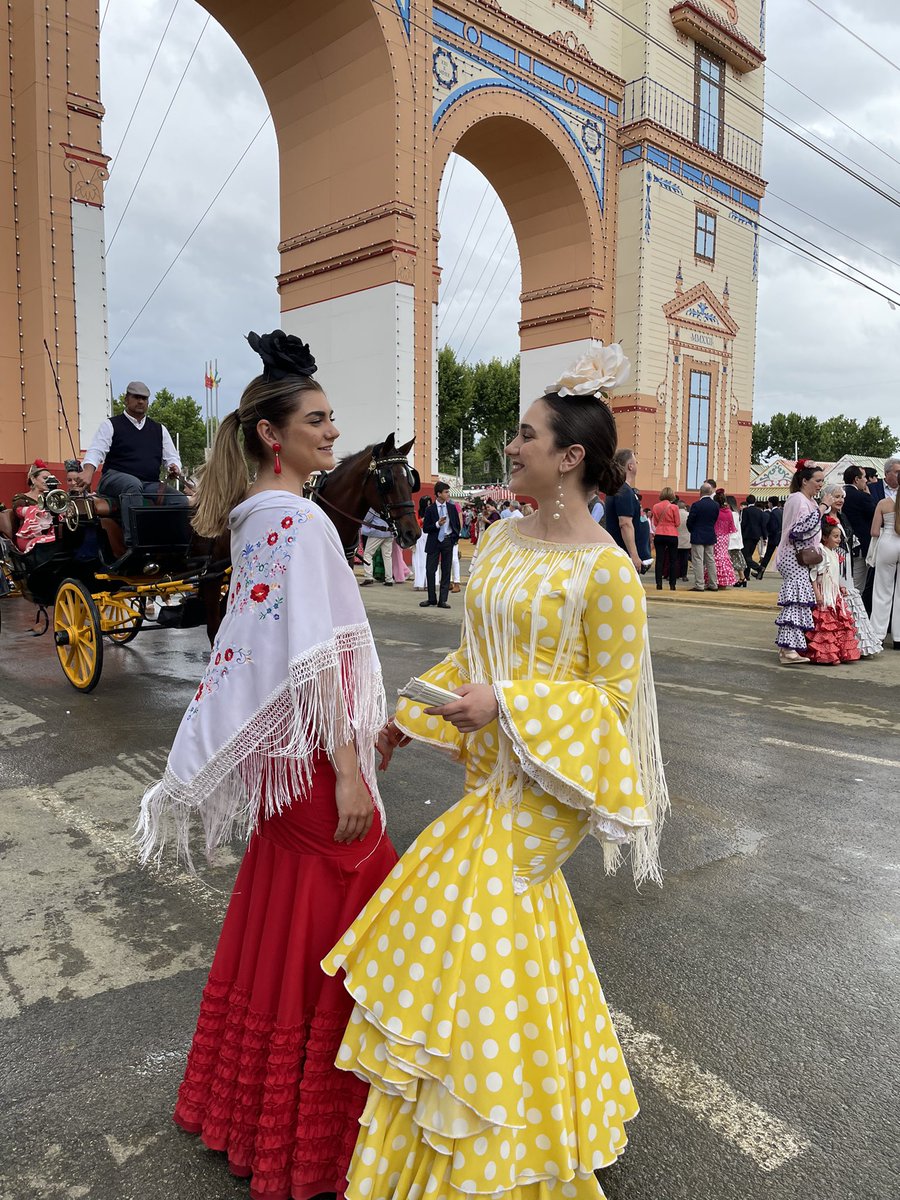 solidcrisss's tweet photo. he sido muy feliz estos días en Sevilla🥹💘 https://t.co/5LWkDK0HJp