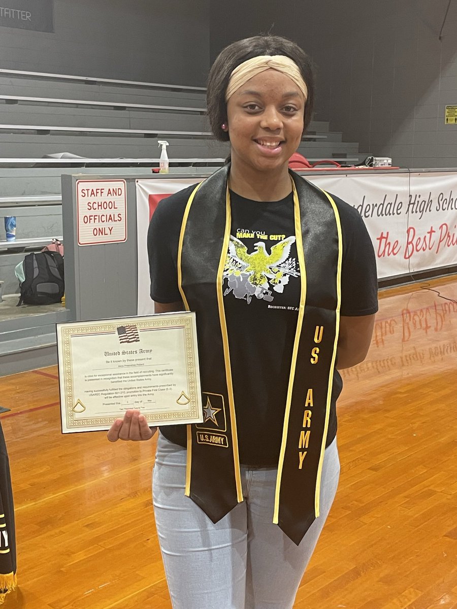 TrojanNation11's tweet photo. Oh, the places youโll goโค๏ธ
#SigningDay22
#TrojanPride
#LCSDexcellence https://t.co/fZ3kMHIlyS