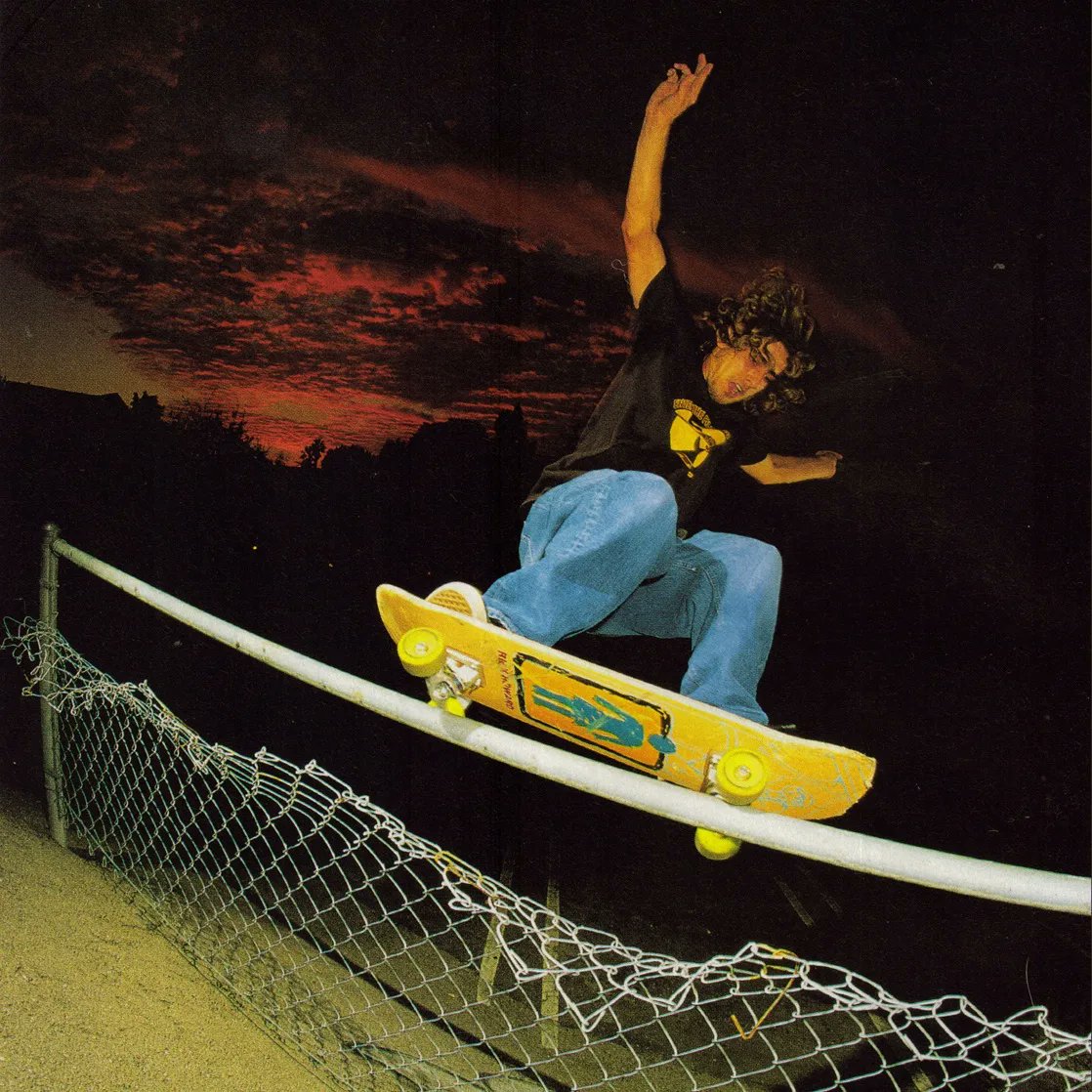milaya_sf's tweet photo. 90s Guy Mariano 💥

#styleinspo #skateclothing #dailystreetlooks #dailystreetwear #streetwear #classicstreetwear #skateordie #skateanddestroy #skatetwitter #fashion #skatestyle #thrasher #streetwearbrand #90s #clothingbrand https://t.co/SYz5bzC6z3