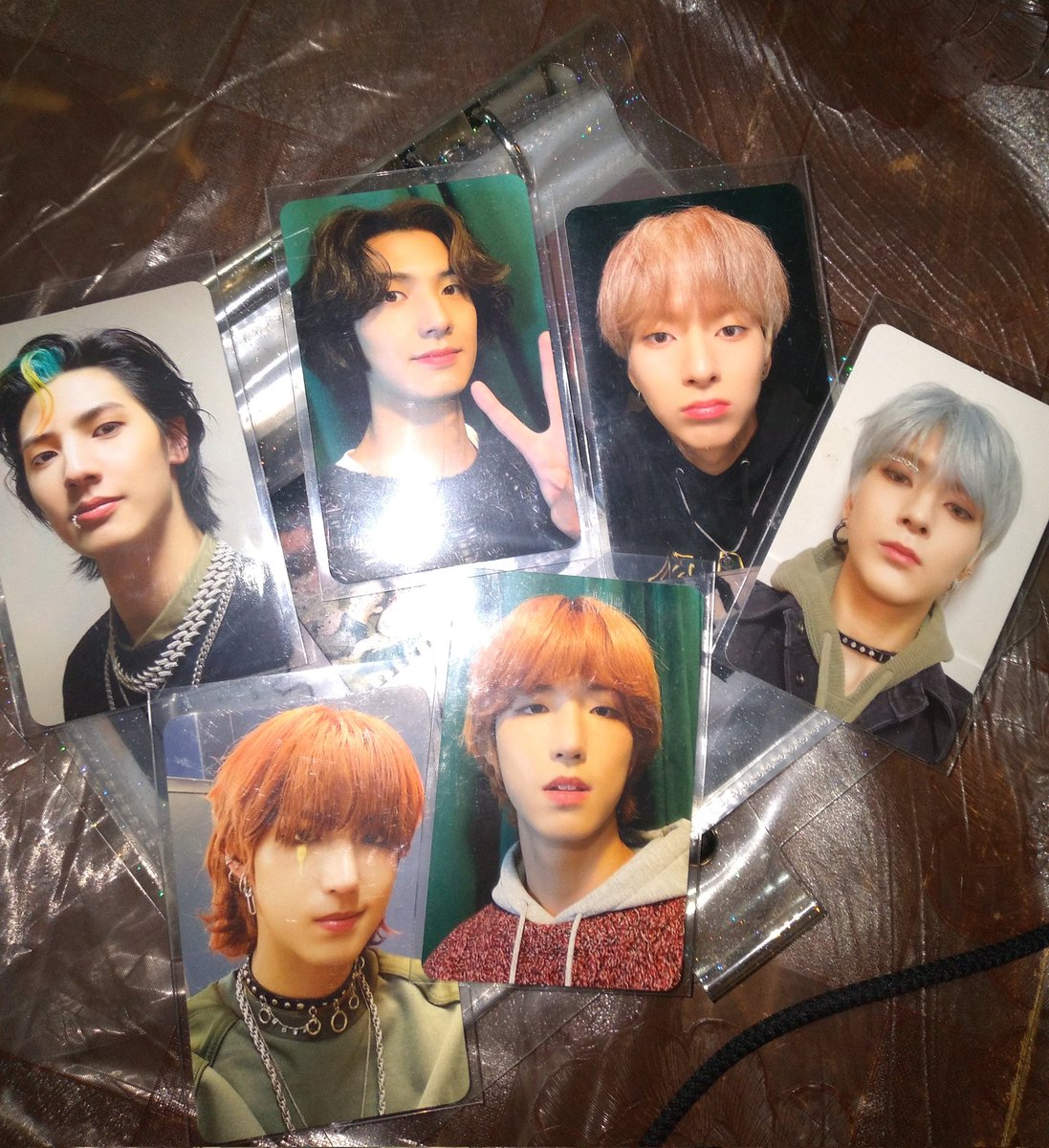odejunhan_'s tweet photo. late feedback. pero huhu thank you po sa secured packaging. wala ako sa bahay kahapon kaya si mader pinaunboxing ko. thank you so much @SeoulStream!!! https://t.co/WBsrYLOlVM