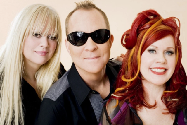 AutopistaRock's tweet photo. Luego de más de cuarenta años de carrera la agrupación B-52's anuncia su gira de despedida. https://t.co/AvsjXiCGcl https://t.co/zYRZQZOttd