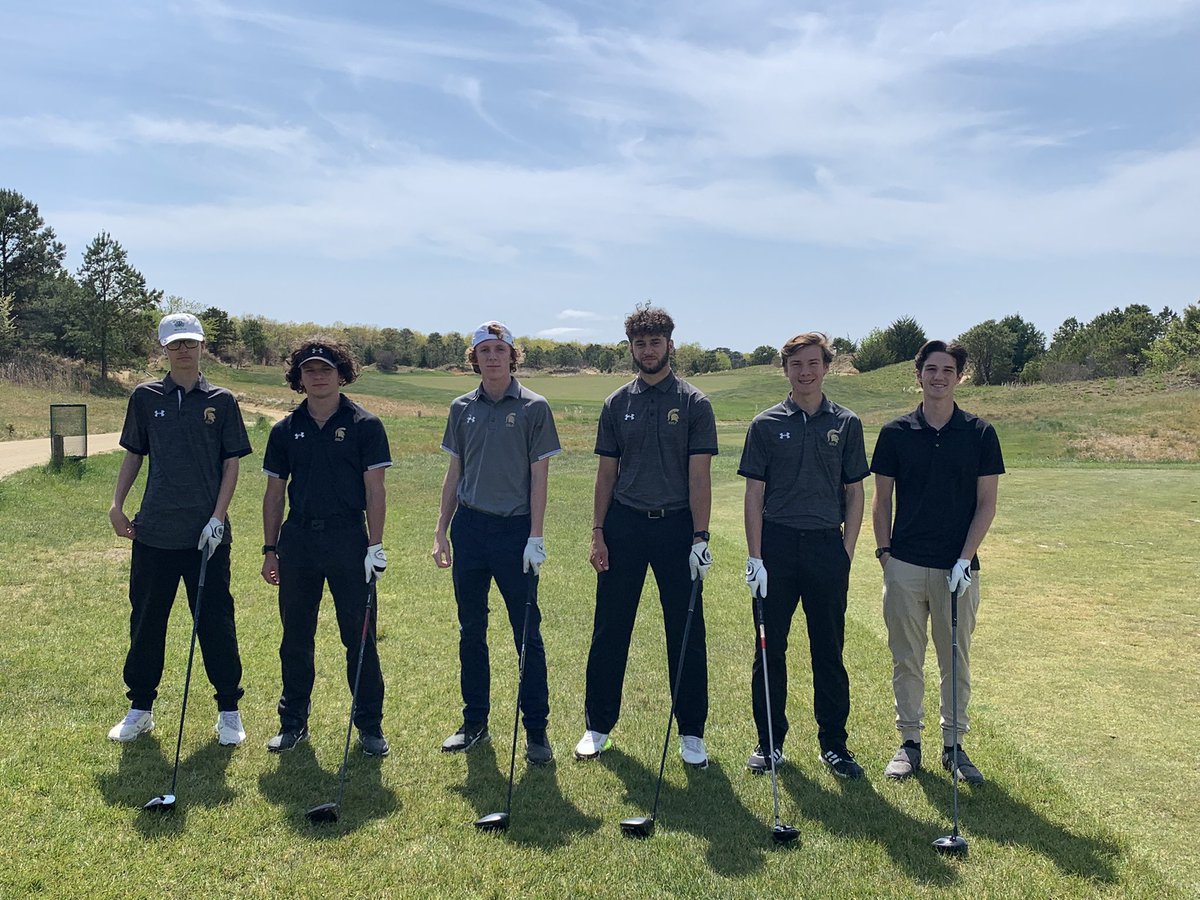 DeptfordTwp's tweet photo. deptfordschools: RT @DthsGolf: Really proud of this group for the start to the season. We qualified last week for Sectionals &amp; enjoyed the round at Twisted Dune to prepare today. https://t.co/IVoDp7ho6X
