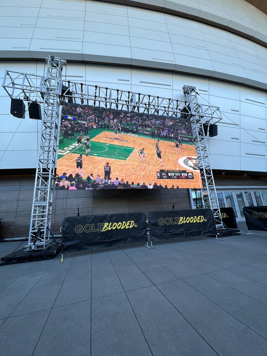 AllenStylee (@allenstylee) on Twitter photo Back at it, ousside , pull up for the <a href="/warriors/">Golden State Warriors</a> #Playoffs at <a href="/ChaseCenter/">Chase Center</a> with <a href="/HarmonicBrewing/">Harmonic Brewing</a> <a href="/IATSE_Local16/">IATSE Local 16</a> Back at it, ousside , pull up for the <a href="/warriors/">Golden State Warriors</a> #Playoffs at <a href="/ChaseCenter/">Chase Center</a> with <a href="/HarmonicBrewing/">Harmonic Brewing</a> <a href="/IATSE_Local16/">IATSE Local 16</a>