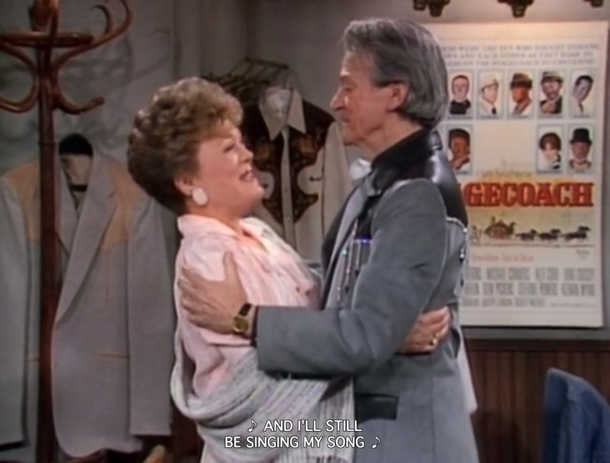 goldengirlsnews's tweet photo. #OnThisDay May 3, 1986, #GoldenGirls aired S1E24 "Big #Daddy" Blanche's father visits from #Atlanta, with plans to become a #singer. Sophia puts a #curse on a neighbor. #RueMcClanahan #EstelleGetty #BeaArthur #BettyWhite #FiddleDeeDee
https://t.co/Id8MoyKntj https://t.co/iA2AQie98Z