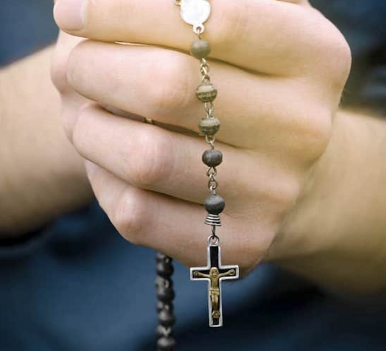 Rezar.com (Fundación Canónica May Feelings) tweet media