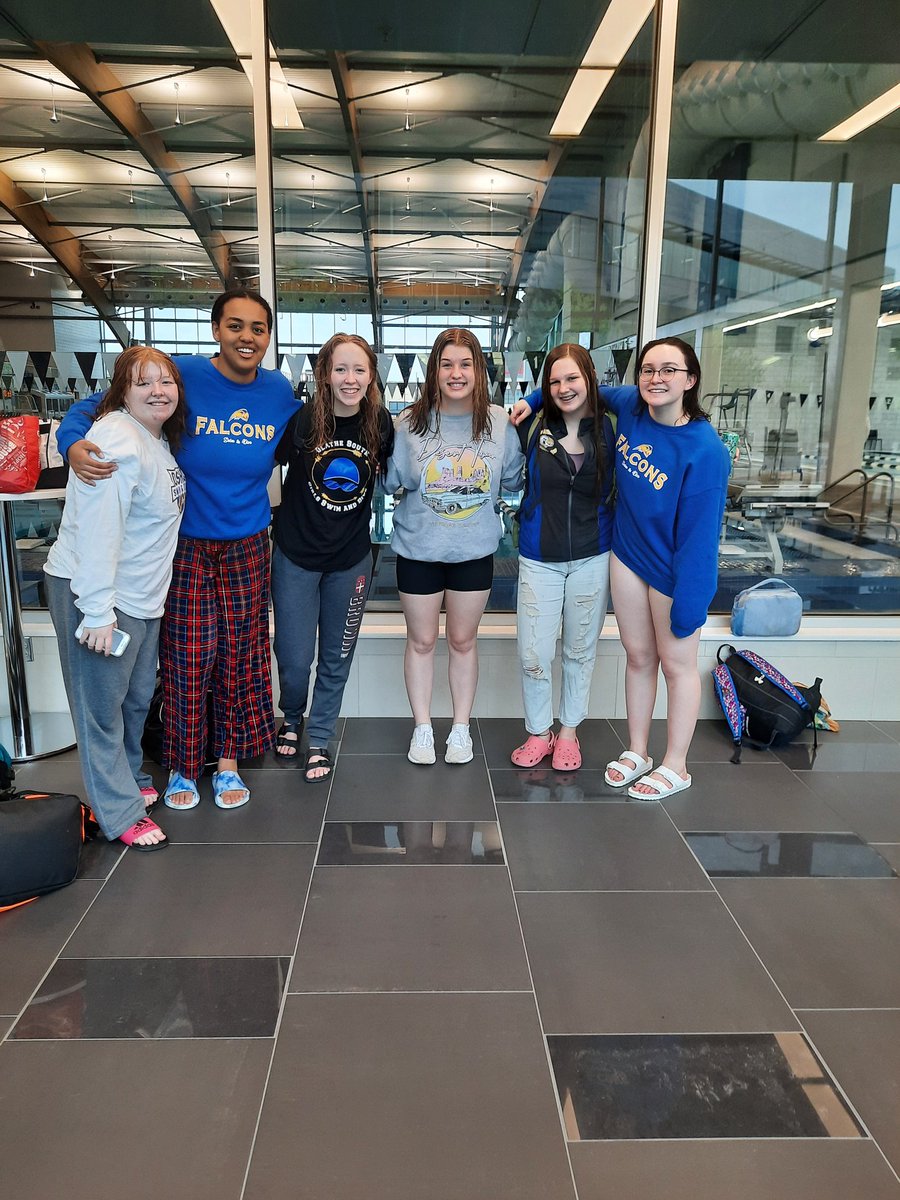 RenoKristin's tweet photo. Congratulations to Phoebe on her 3rd place finishes in the 100 and 200 Free https://t.co/Yh5iSLEXyR