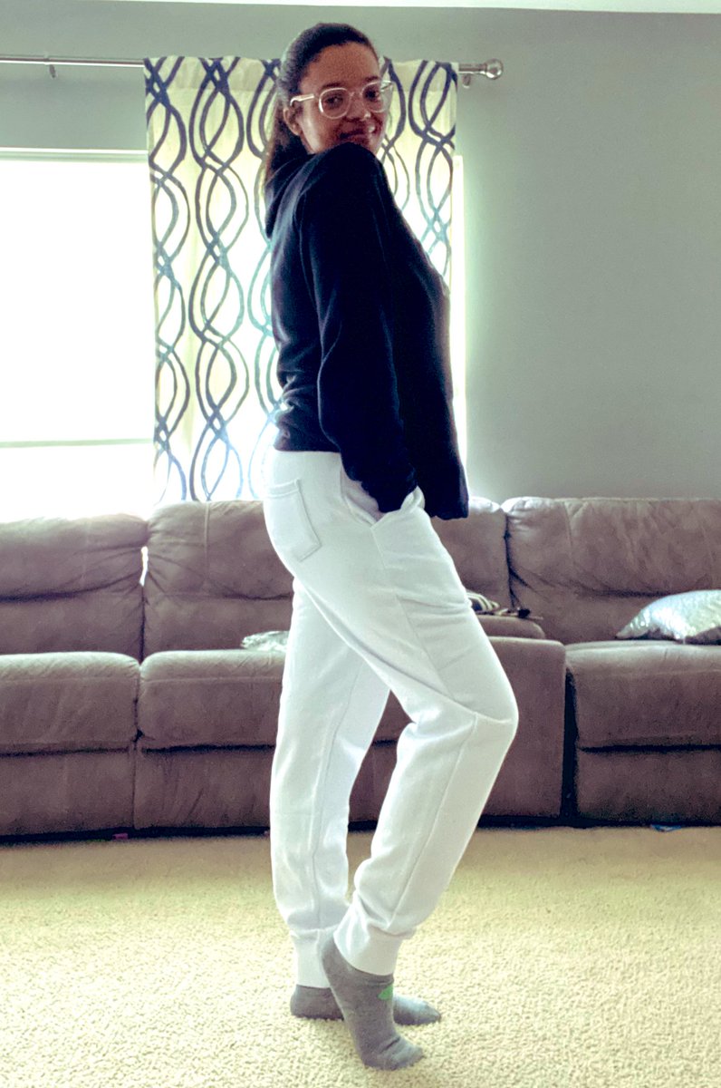 Mia_ashly's tweet image. The sweats are in and I love them! @RealDoctorMike #qualitymerch
