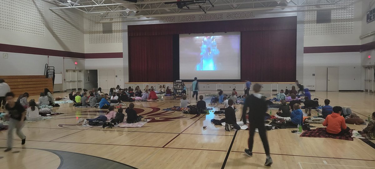 JLMS_Falcons's tweet photo. 5th grade movie night! Welcome to JLMS #FalconPride https://t.co/9YmRC6HUuq
