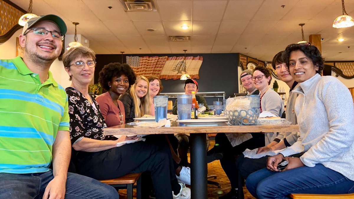 TheTrailLab's tweet image. Lab festivities to wrap up the spring semester! 🎉