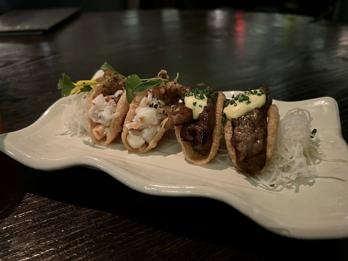Boyfriend paid the bill but I still think you should send Me $600 😘 https://t.co/YBToj01TSl