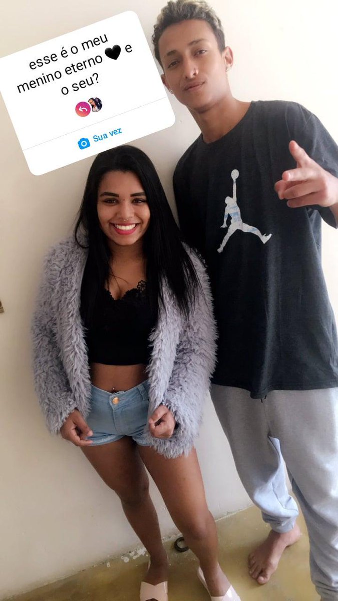 yane_farias's tweet photo. Meu amor todinho ...Já mas iria esquecer de vc 😭 Minha estrelinha que está brilhando lá no céu 💔 #TR https://t.co/T4eC7jOd5T