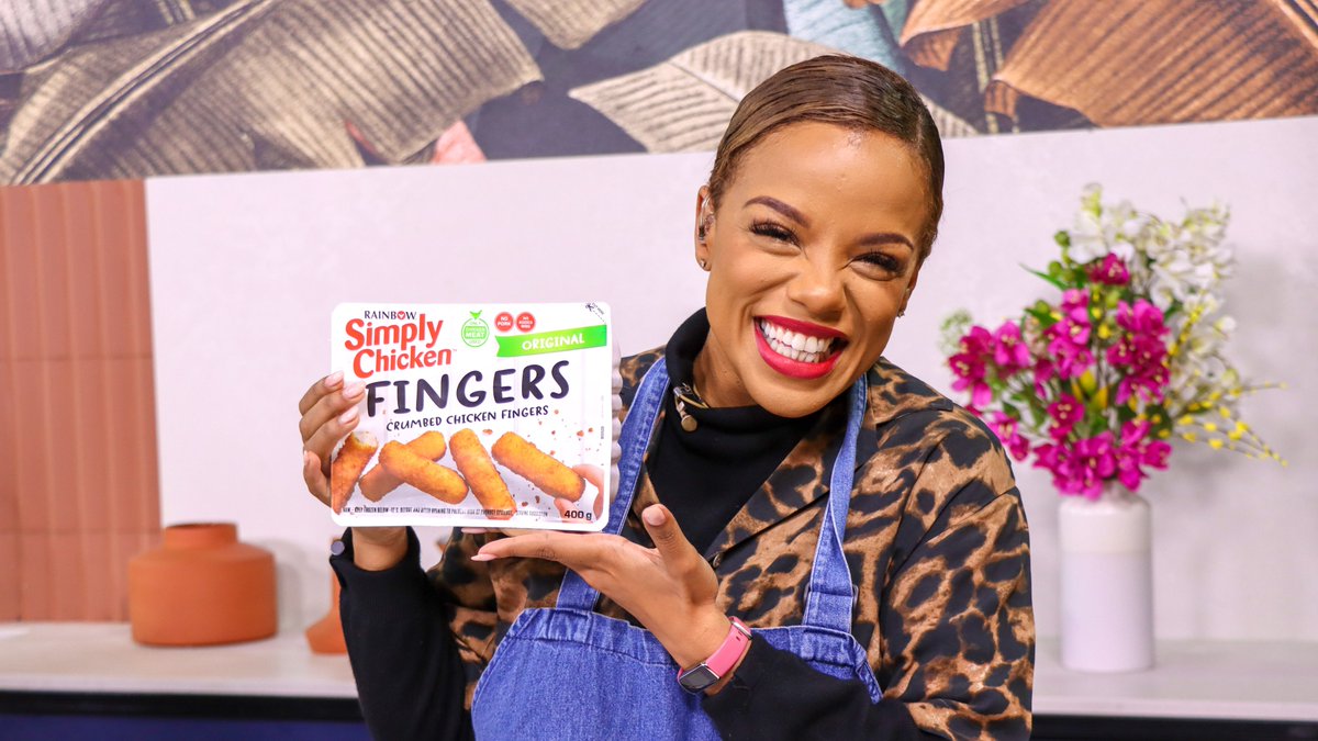 expressoshow's tweet photo. Congratulations to Danilia Pillay who was the final winner of the Airfryer with #SimplyChicken 🐣
Stay tuned next week to find out who our 3 lucky winners are who walk away with R10 000 each! What would you do with R10 000 if you won? #RealMom #ExpressoShow https://t.co/mU2sRVv2XK