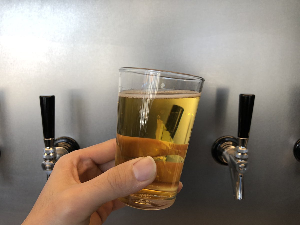 matsuribrewing's tweet photo. 本日も23時まで営業中です😎!
Tap List 4.5.7.に
#青森カシス
#アップストリームIPA
#EARLGLAY
が新規開栓しております🍻!
#beeasybrewing
#octonebrewing
#城端麦酒
#beertogo
#ハレの日づくり
#量り売り
#matsuribrewing #urayasu #お子様歓迎 #電源カフェ #浦安 #takeout #クラフトビール https://t.co/BmCEMSUjPo
