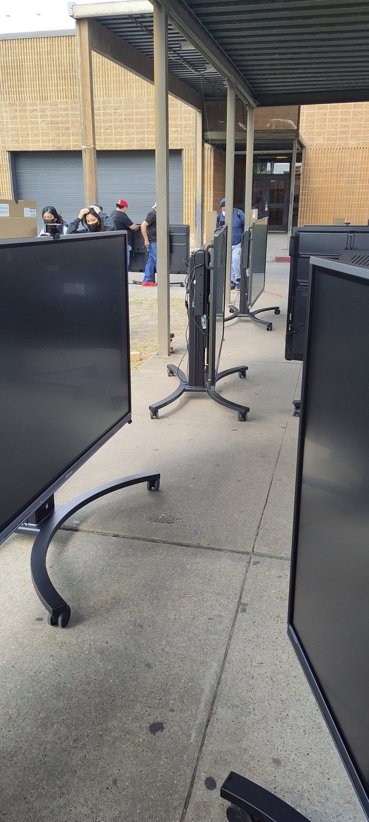 GAllen_Prime's tweet image. Another @AliefISD campus, @ElsikHighSchool is getting their @GetClearTouch #interactive panels! @PrimeSystemsUS
#getcleartouch #interactdifferently #primesystems #whitegloveservice #partnership