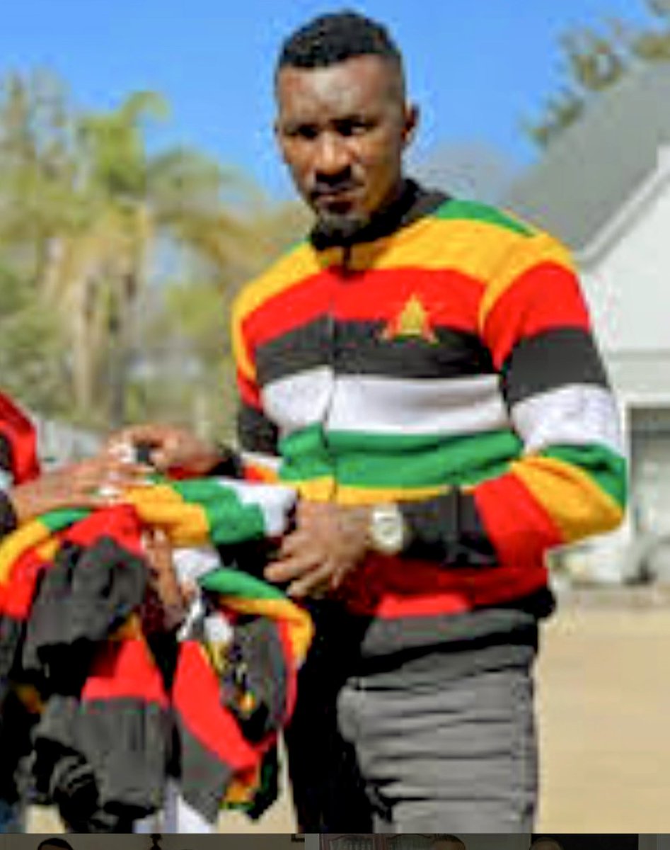Both are well known in their fields for one reason or another!

One has chosen to be with the people in their hour of need, while the other has chosen the way of the oppresser👎

Please RETWEET for Rickyfire or like for Passion Java