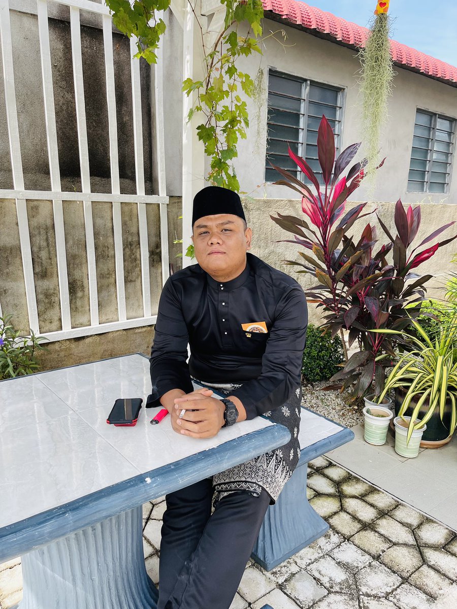 Abdul_Muen's tweet photo. Selamat Hari Raya ✨ https://t.co/vLgo5e6yjV