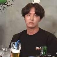 “What happens when you let BTS get drunk”

🖇️ –– a hilarious thread ;