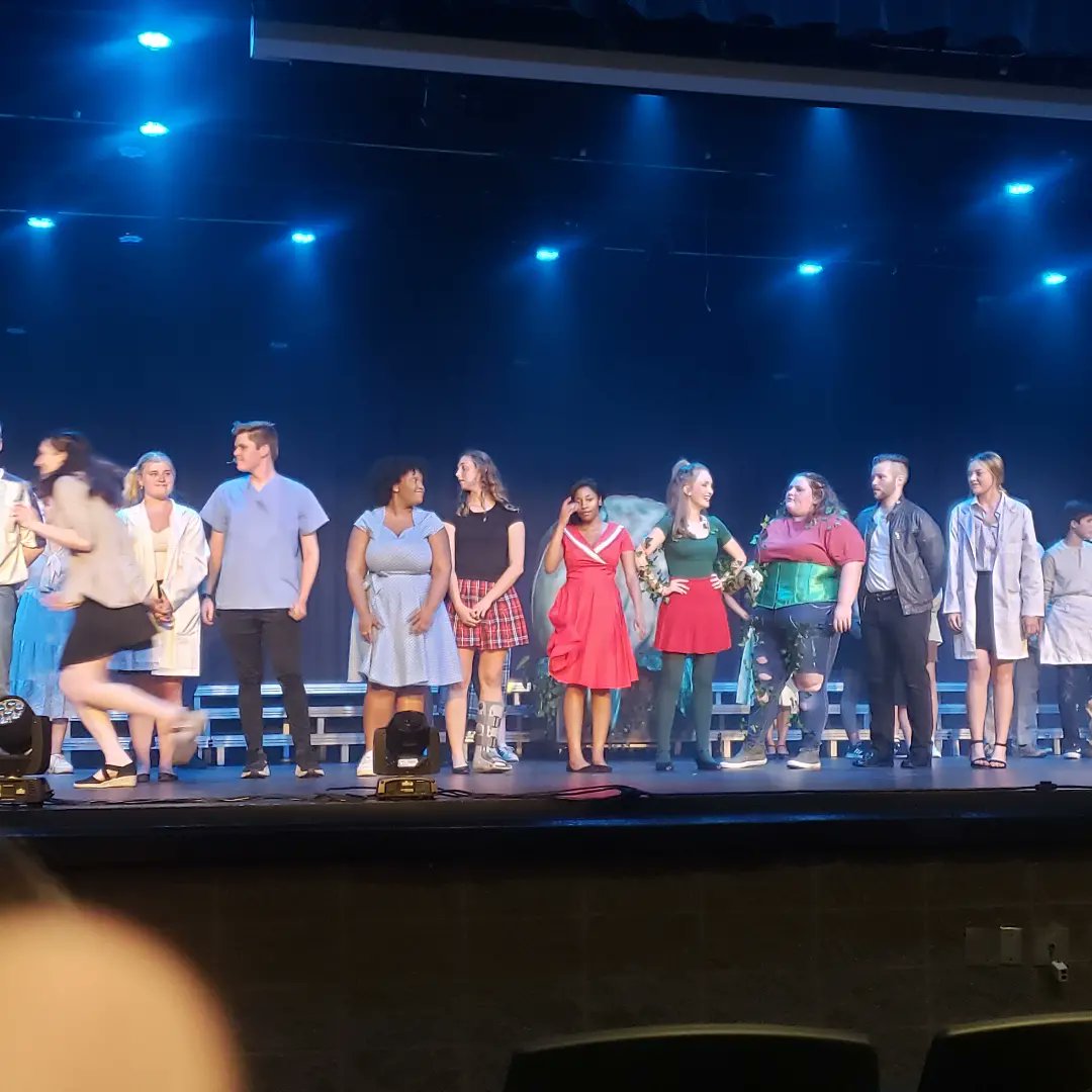 SMHSChorus's tweet photo. What a fabulous spring show the SMHS chorus put on tonight! From classical to jazz to choreographed broadway. Great job! @starrsmillhs #chorus #singing https://t.co/Wc2j1rwnlv