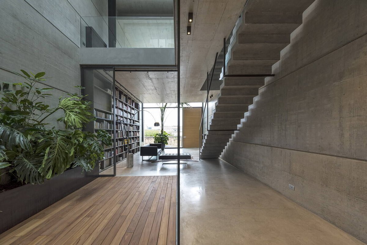 HomeAdore's tweet photo. Casa B by Architrend Architecture

https://t.co/1tN9UMYskn

#architecture #interiordesign #decor #home https://t.co/I8tV2eng0q