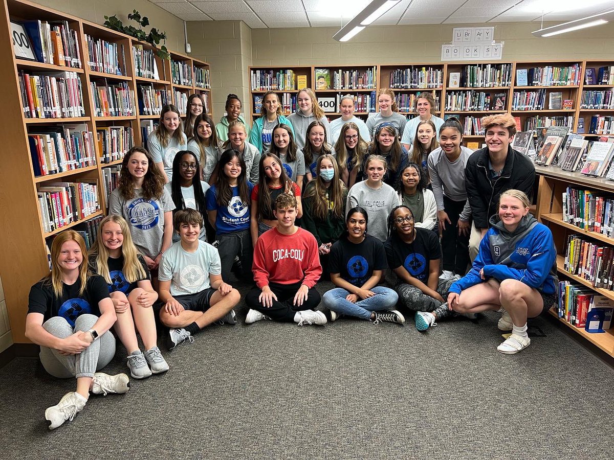 stuco_wrhs's tweet photo. We had our last student council meeting for the 2021-2022 school year today! We will miss these seniors but we know they will do great things! https://t.co/Izus6UZziU
