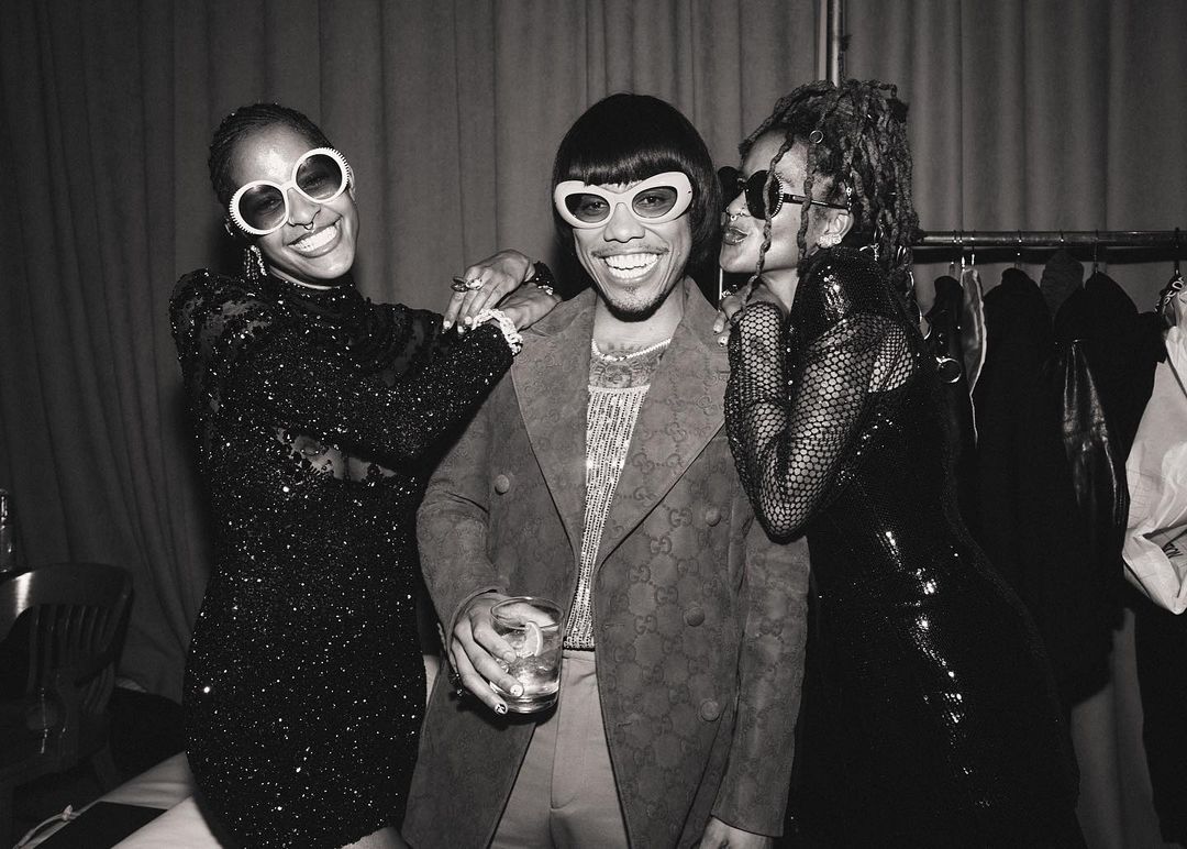 .WEE MAN tweet media