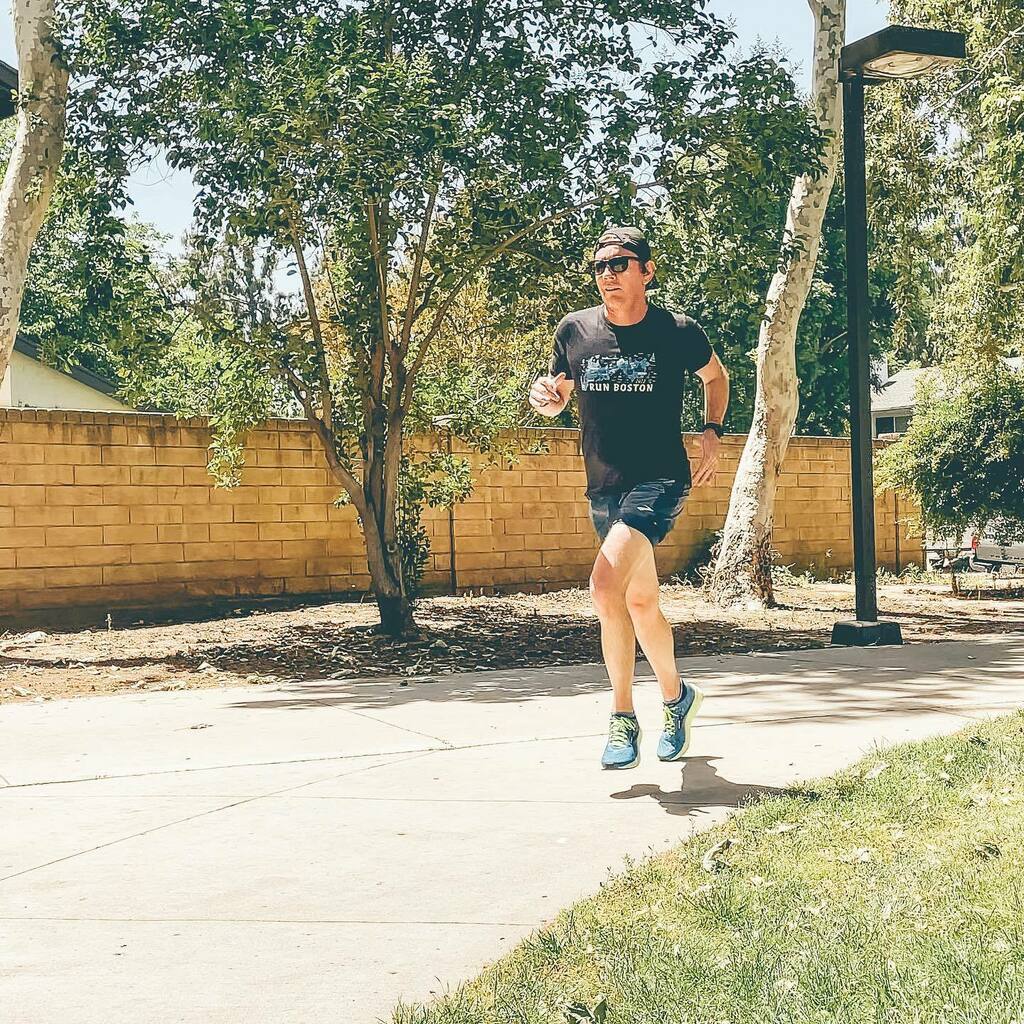 N8I's tweet photo. Very excited to start training for @londonmaratho! I had a great quality session today! Gonna be integrating all kinds of new strength and recovery tools like the @whoop band! #RunPositive #RunHappyTeam #EndurAlliance #TeamUltra https://t.co/vVOcLiZXqD