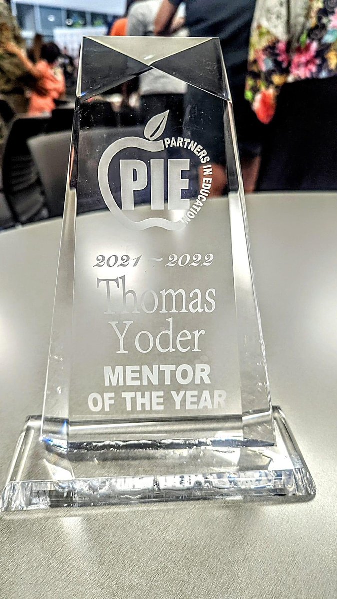 Congratulations to Mr. Yoder for winning Male Mentor of the Year at tonight's PIE Awards Reception. <a href="/haynes_nwa/">Haynes NWA</a> loves having him read with our students for Read2Learn! <a href="/wfisdschools/">Wichita Falls ISD</a> #iamwfisd #growingHaynes #beepbeep <a href="/TristanBrowne/">Tristan Browne</a> @NikkidavisNikki <a href="/DeangelusErin/">Erin Deangelus</a> <a href="/HNASweeney/">Jennifer Sweeney</a>
