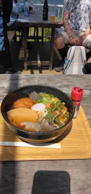 8巻であおいが食べてた飯が清水茶屋のけんちん汁だと思って注文したものの何か違ったのでうどんを注文仕直してるオタク 