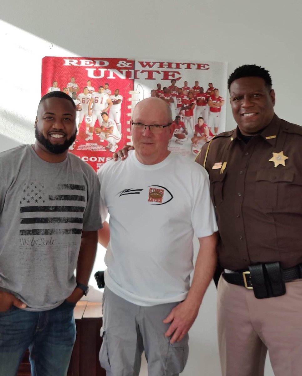 Kalvin Barrett tweet media