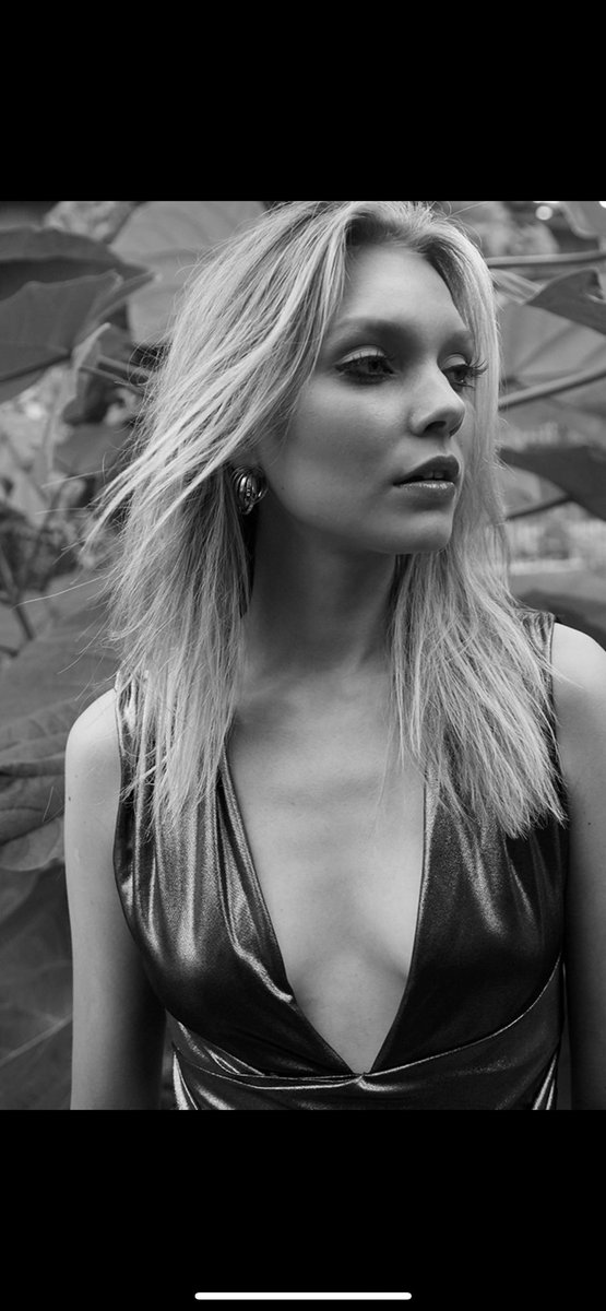 thorstenroth212's tweet photo. #springglam
#fashion #beauty #chic 
#photography #fashionforward #luxury 
#NYstateofmind 📸🎥 @thorstenroth212 #NYC https://t.co/scYNqdnILp