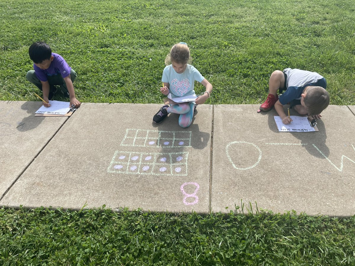 CalvertsKinders's tweet photo. We had fun playing “Sidewalk Scoot” to review some of the things we have learned this year in kindergarten.  Can’t believe there are only 11 days left! @JresRockets https://t.co/pz6WY0WpMN