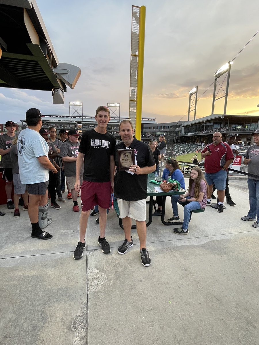 COACHLEHPGHSBB's tweet photo. SV Baseball Had a great night celebrating our year with our 9th annual banquet at Regions Field! We always love coming out to celebrate the year and we are already looking forward to next year!

Thanks everyone for attending and will see you all soon for summer workouts!
Coach L https://t.co/pT4zqoy4P9