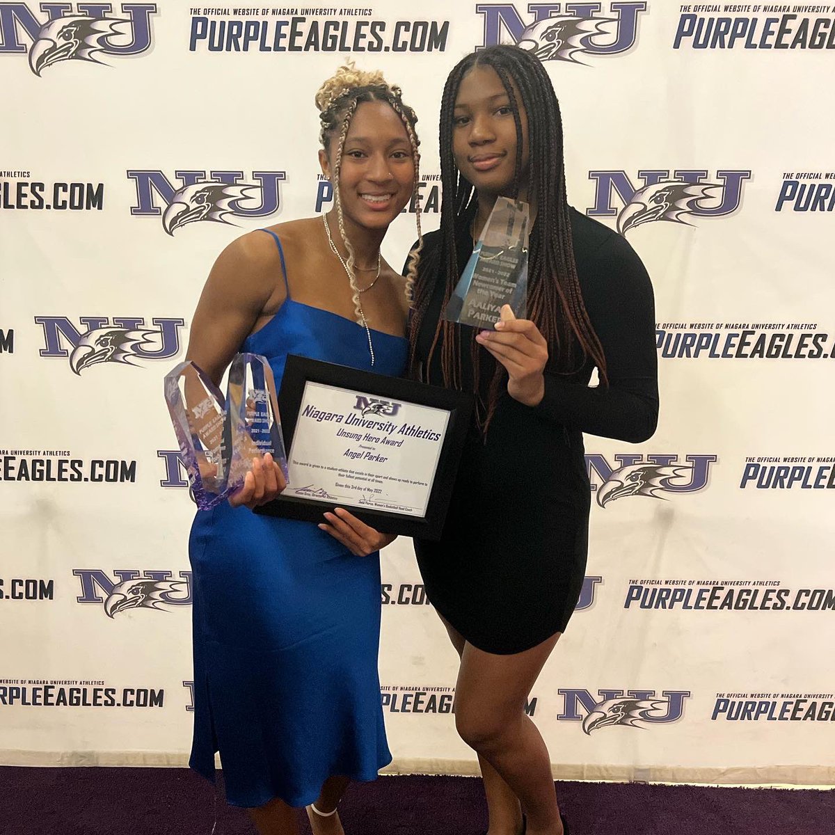 NiagaraWBB's tweet photo. What a night! 🤩 Awards we racked up tonight:
🏆Community Team of the Year
🏆Individual Performance of the Year
🏆Play of the Year
🏆Women’s Newcomer of the Year
🏆Women’s Student Athlete of the Year
🏆Sportsmanship Award
🏆Unsung Hero Award
💜🦅 #NVest #PurpleEagles https://t.co/1wY72n4nW3